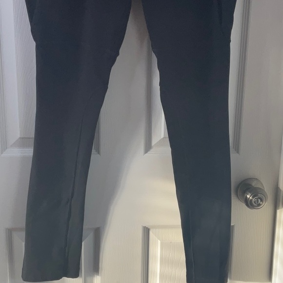 Lululemon It’s Happening Johdpur pants sz 8 perfect condition black. - Picture 4 of 16